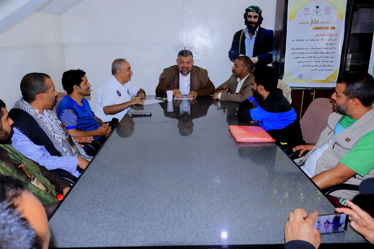 وزير الشباب يرأس اجتماعًا لمدراء مكاتب الشباب بالأمانة