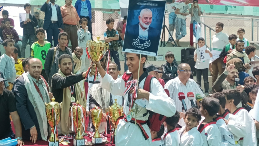نائب وزير الشباب يحضر مهرجان "طوفان الأقصى" ويكرم الفائزين ببطولات المولد النبوي