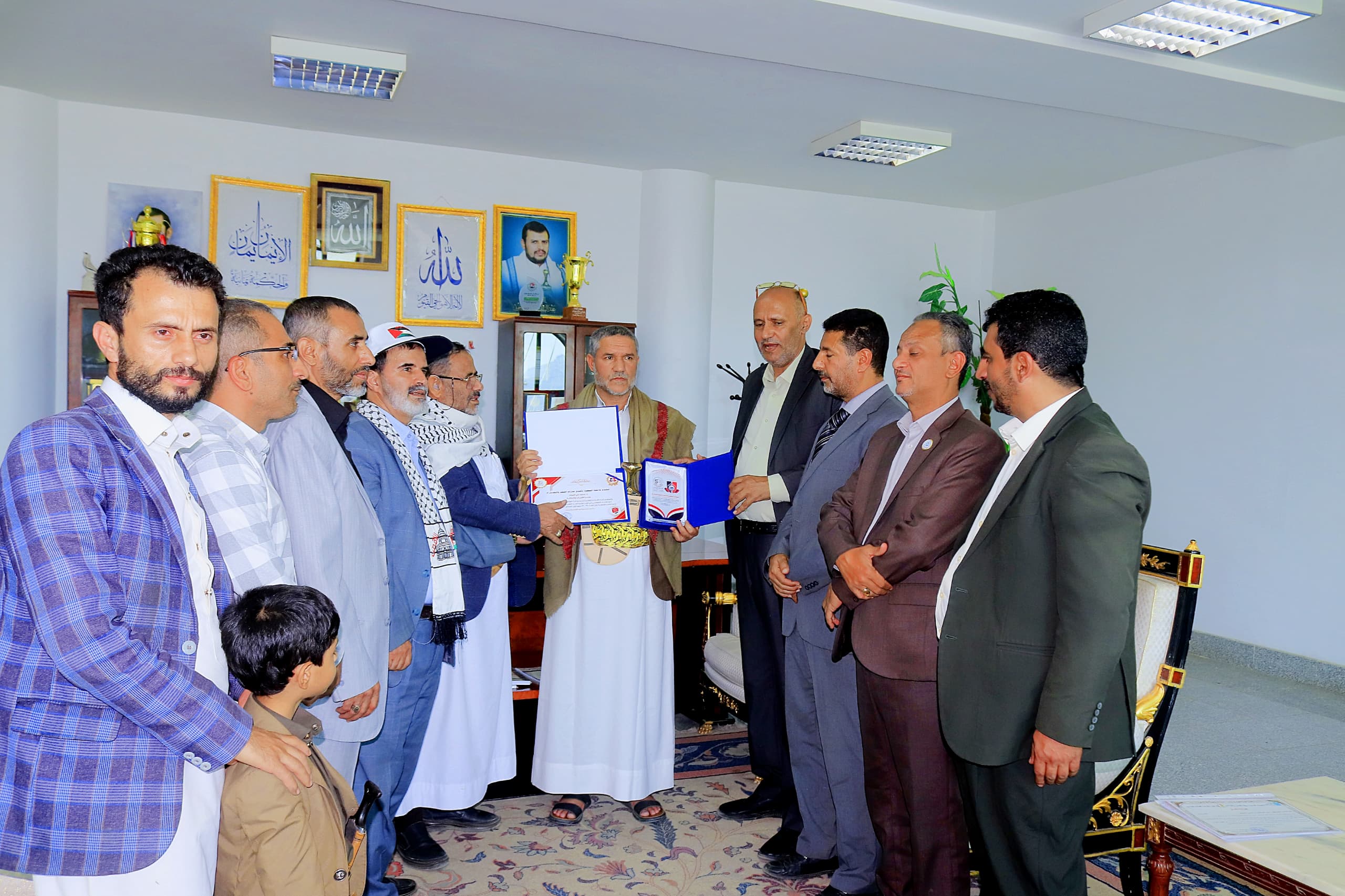 وزير الشباب يلتقي رئيسي جامعتي البيضاء وصعدة